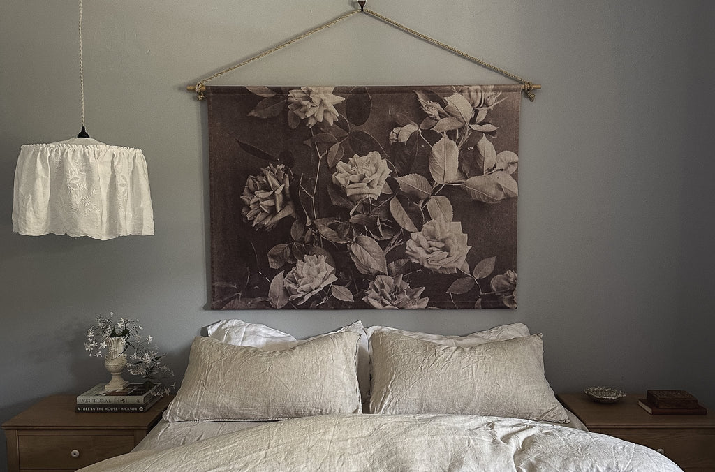 garden-roses-landscape-linen-wallhanging (2).jpg